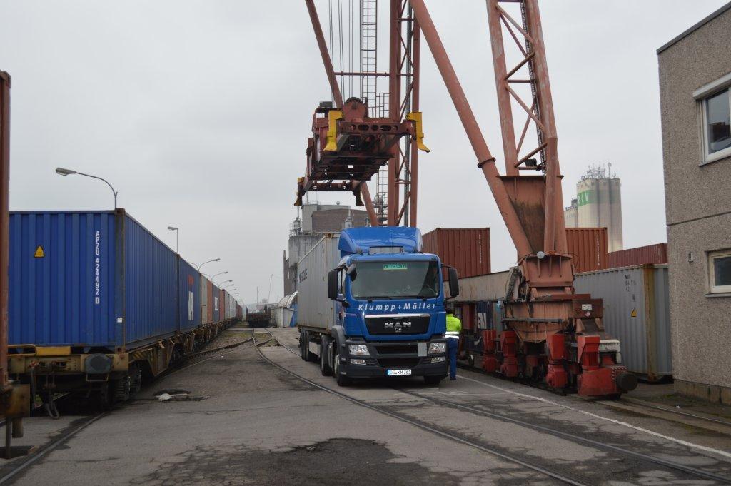 First arrival of the Black Forest Express in Kehl on 01.03.2013