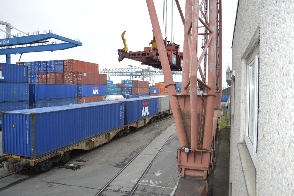 First arrival of the Black Forest Express in Kehl on 01.03.2013