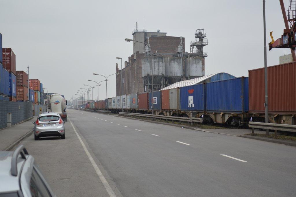 First arrival of the Black Forest Express in Kehl on 01.03.2013